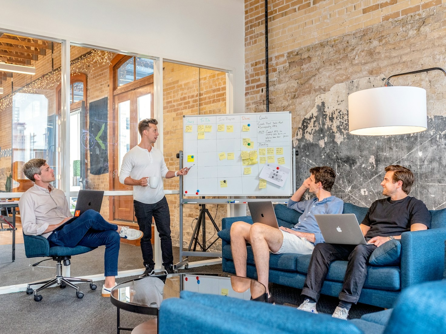 Finding the Right Federal Contracts for Your Business